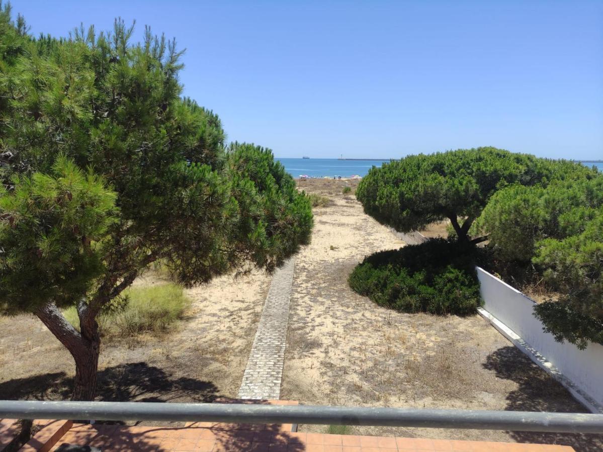 Casa La Gaviota Con Acceso Privado A La Playa Hébergement de vacances *